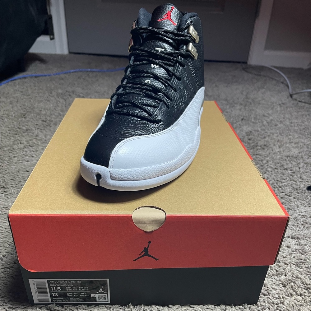 Jordan 12 (11.5)